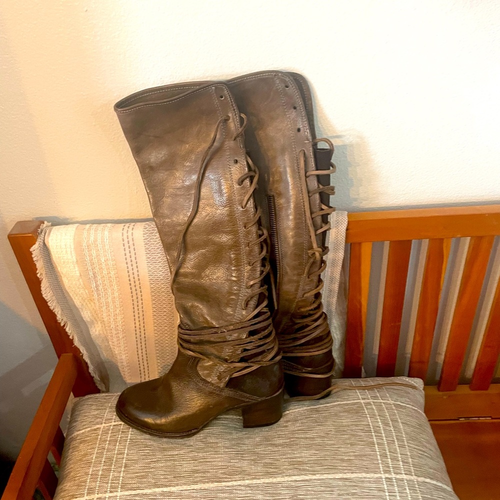 Steve Madden free Bird boots